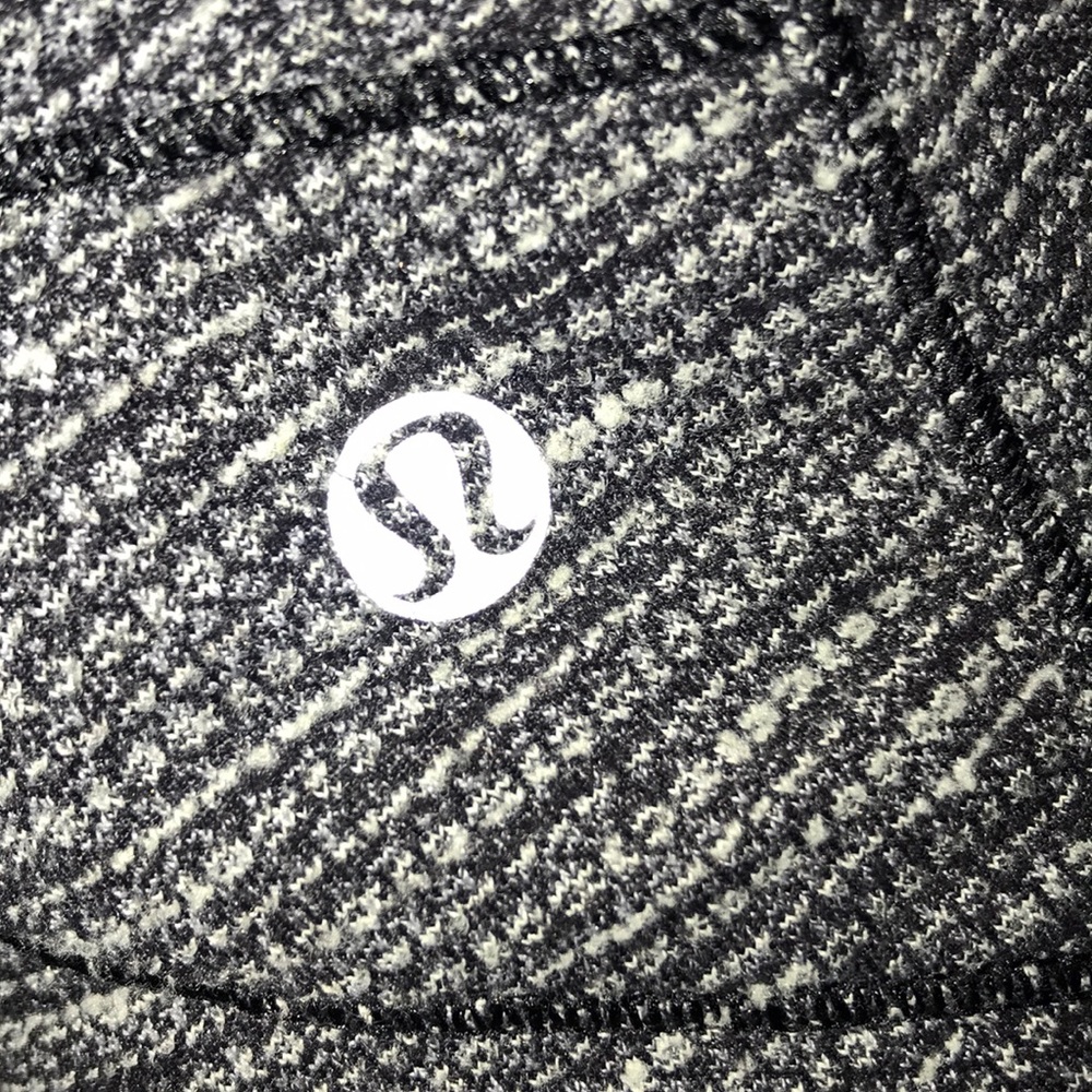 🥶Lululemon long sleeve 1/2 zippered pullover